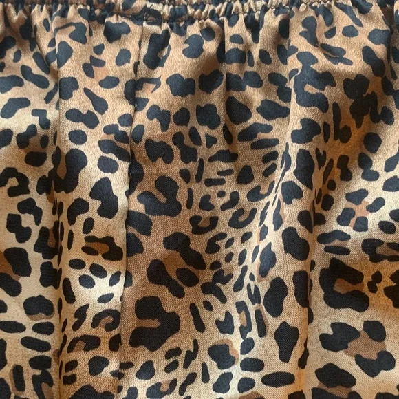 Animal print cheetah Leopard Print satin Pants - Picture 3 of 5
